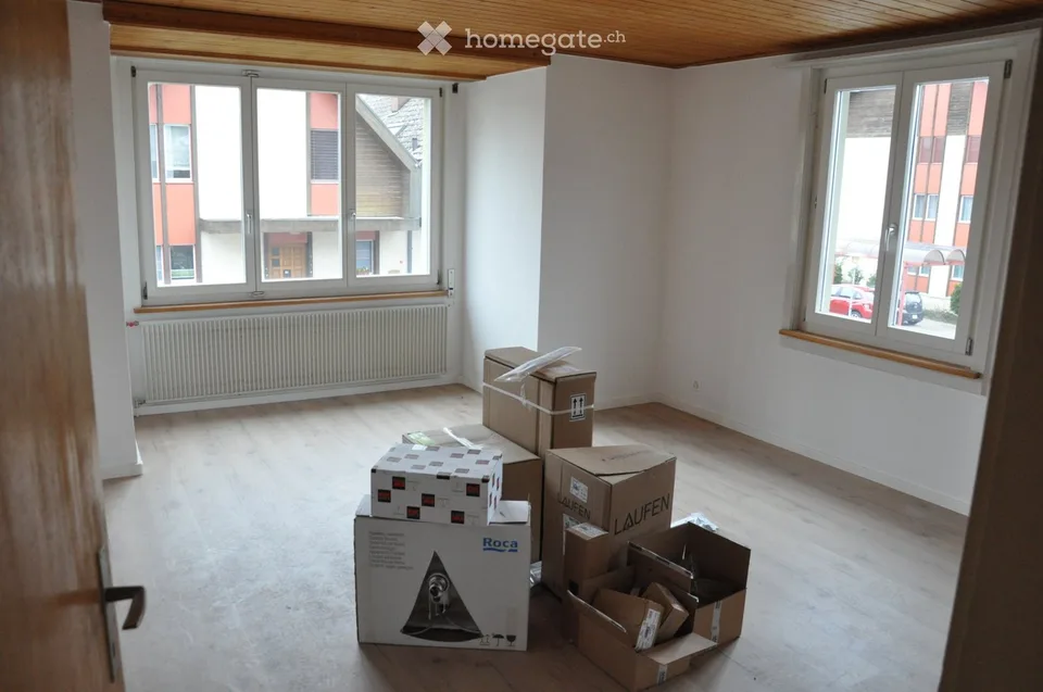 Casa unifamiliare con molto spazio, giardino, garage, casetta da giardino
