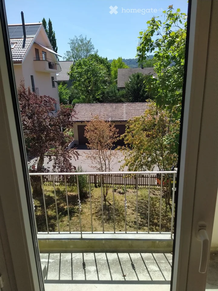 Charmante 2-Zimmer-Wohnung mit Balkon und schöner Aussicht zum Gurten in Bern