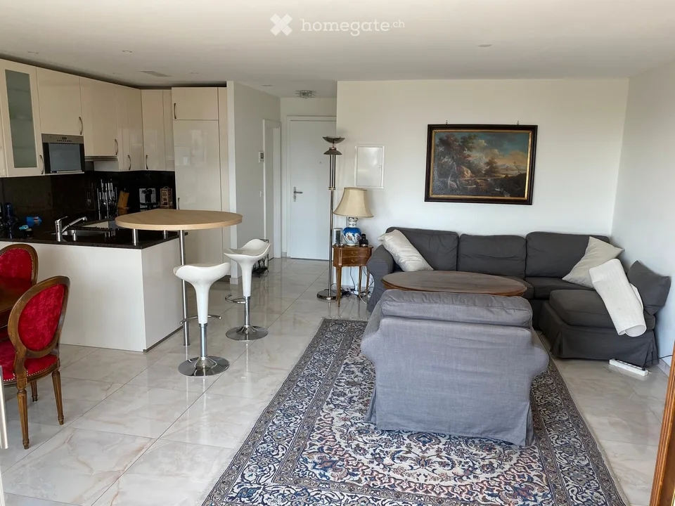 Apartment 2.5 rooms including charges