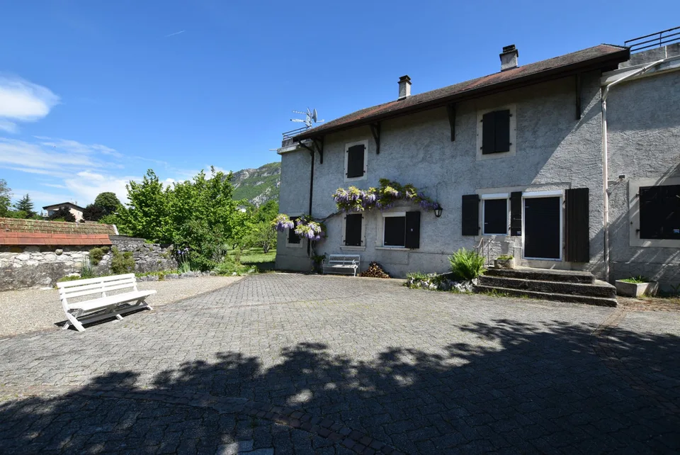 MAISON A RENOVER AVEC UNE 2E PARECELLE CONSTRUCTIBLE