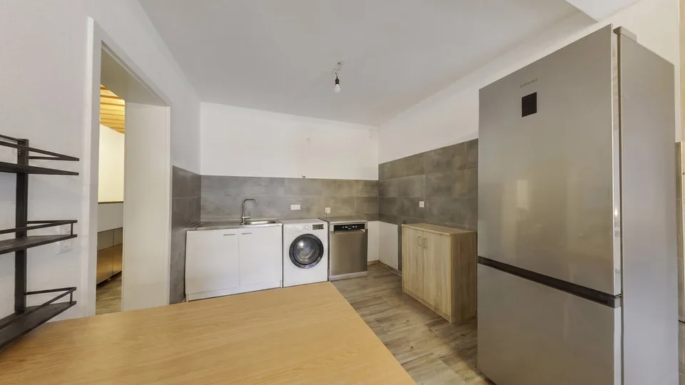 Bidding Process: Residential and Commercial Building in Feldberg with New Construction, Commercial Space – photo 9 of 13