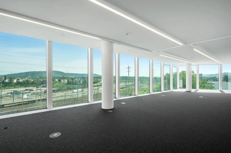 Espace de bureau dans la tour St. Jakob