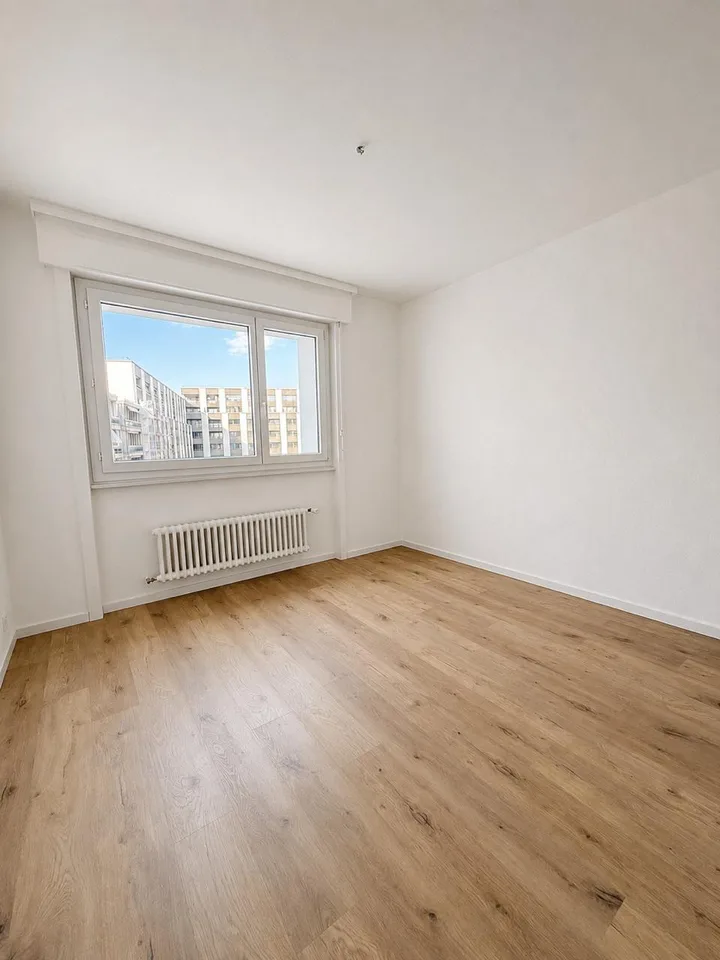 Camera in affitto in un magnifico appartamento di 3,5 stanze a Friburgo - quartiere Pérolles - luminoso e completamente ristrutturato