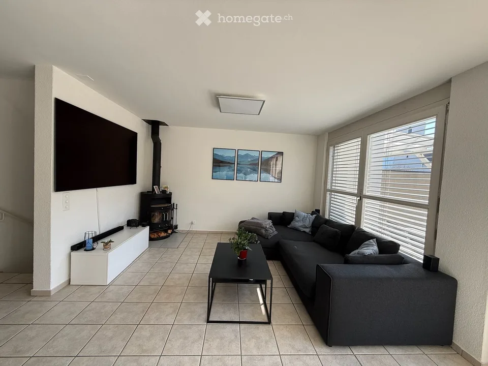 Charmant maison de rangée de 5,5 pièces à Mönthal
