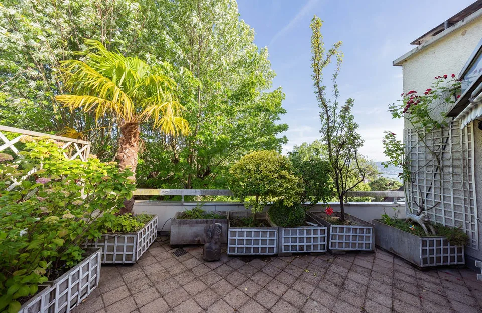 Appartamento attico esclusivo con vista spettacolare sul lago – foto 6 di 9