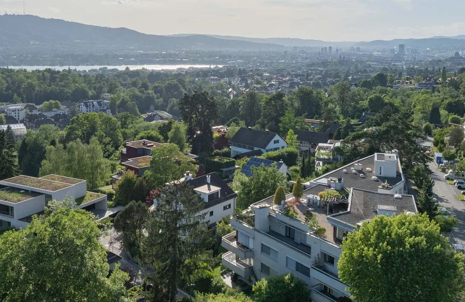 Appartamento attico esclusivo con vista spettacolare sul lago – foto 9 di 9
