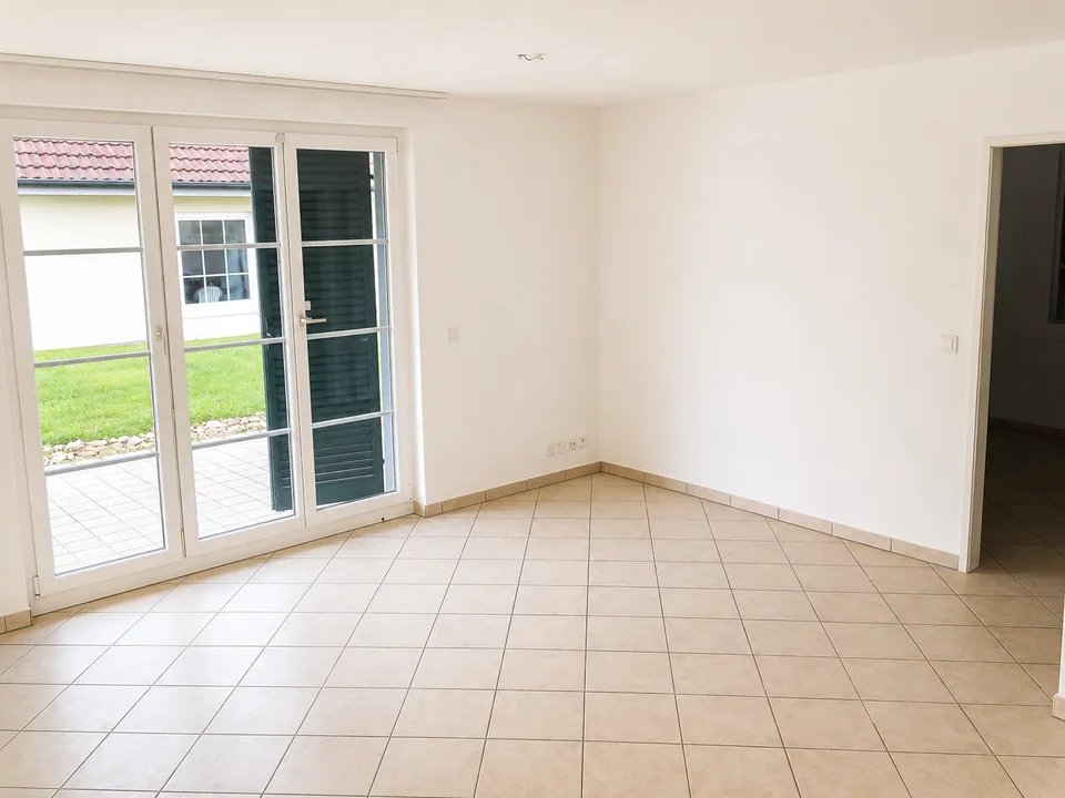 Ruhige 4-Zimmer-Erdgeschosswohnung mit grosszügigem Sitzplatz