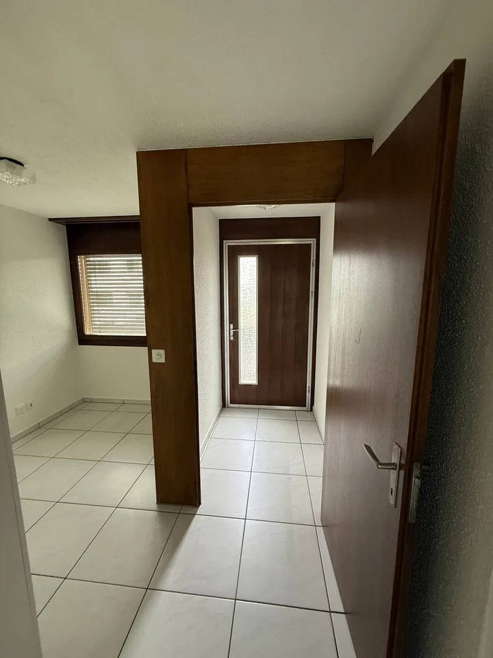 Wohnen auf zwei Ebenen - Attraktive 4.5-Zimmer-Maisonettewohnung mit Sitzplatz in Freienbach