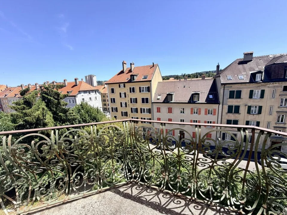 Rénové ! Appartement de 4.0 pièces avec balcon