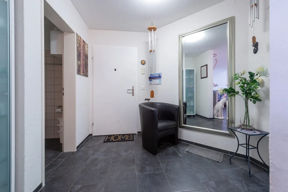 Attraktive 3.5-Zimmer-Eigentumswohnung mit Wintergarten
