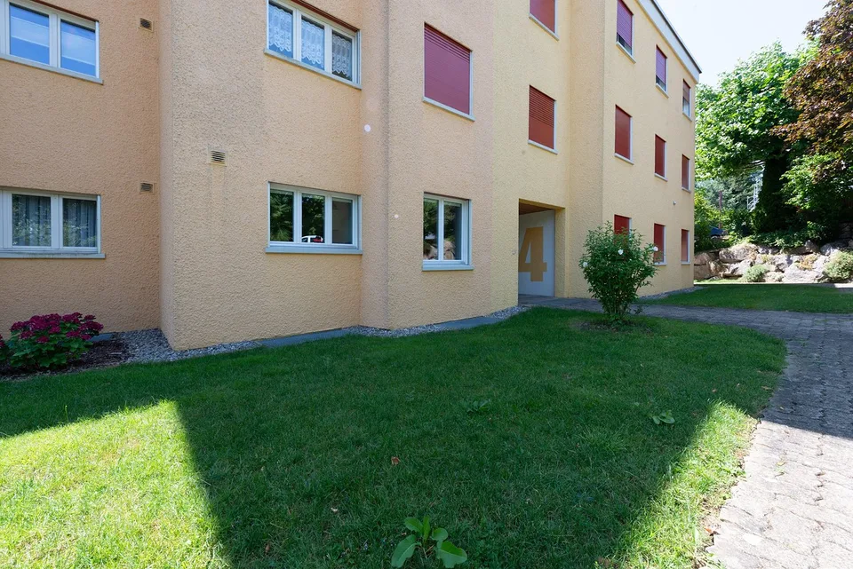 Attraktive 3.5-Zimmer-Eigentumswohnung mit Wintergarten