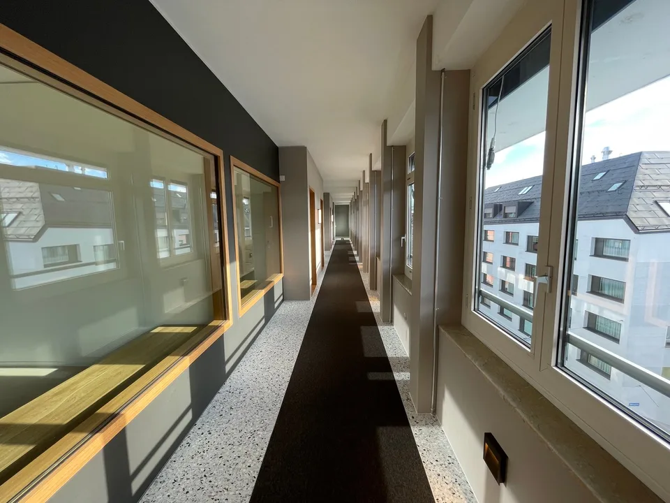 Loft moderno 2 locali con balcone lussuoso a Seefeld