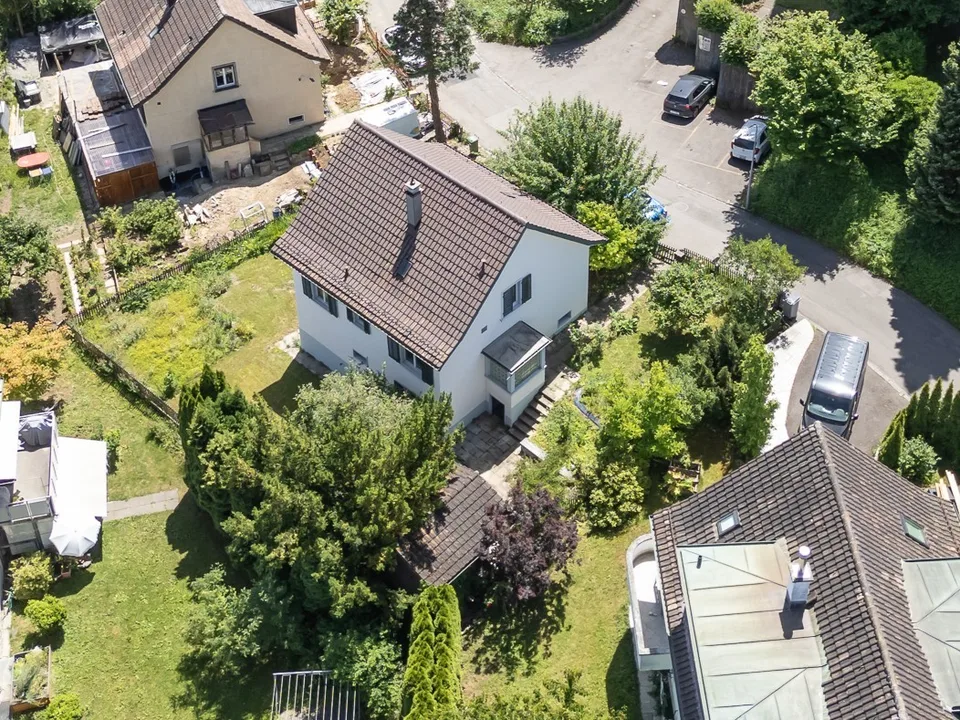 Grundstück mit Potenzial an ruhiger und grüner Stadtlage