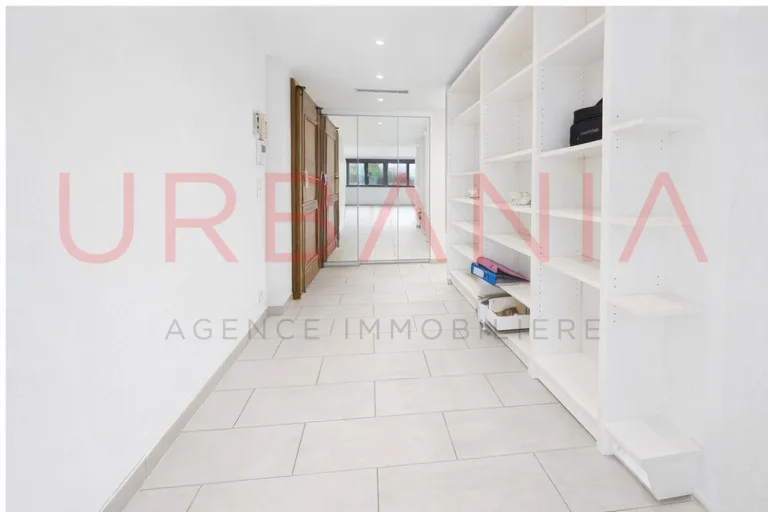 Superbe appartement de 5,5 pièces avec vue sur le lac Léman