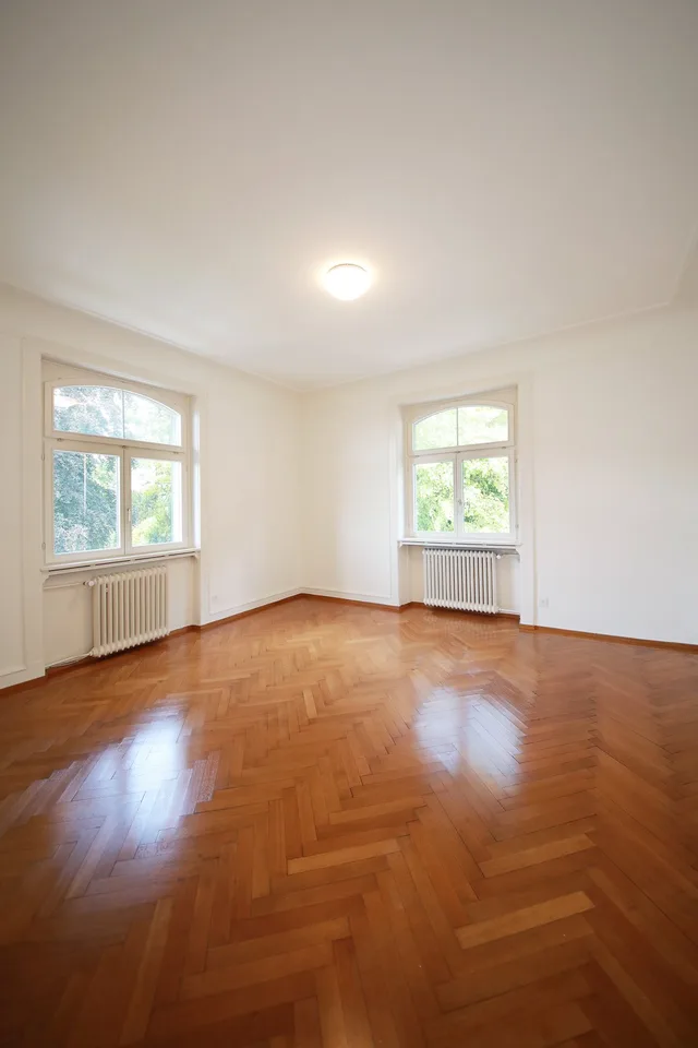 Erstvermietung - elegante Zimmer in Villa, an bester Lage im Kreis 7