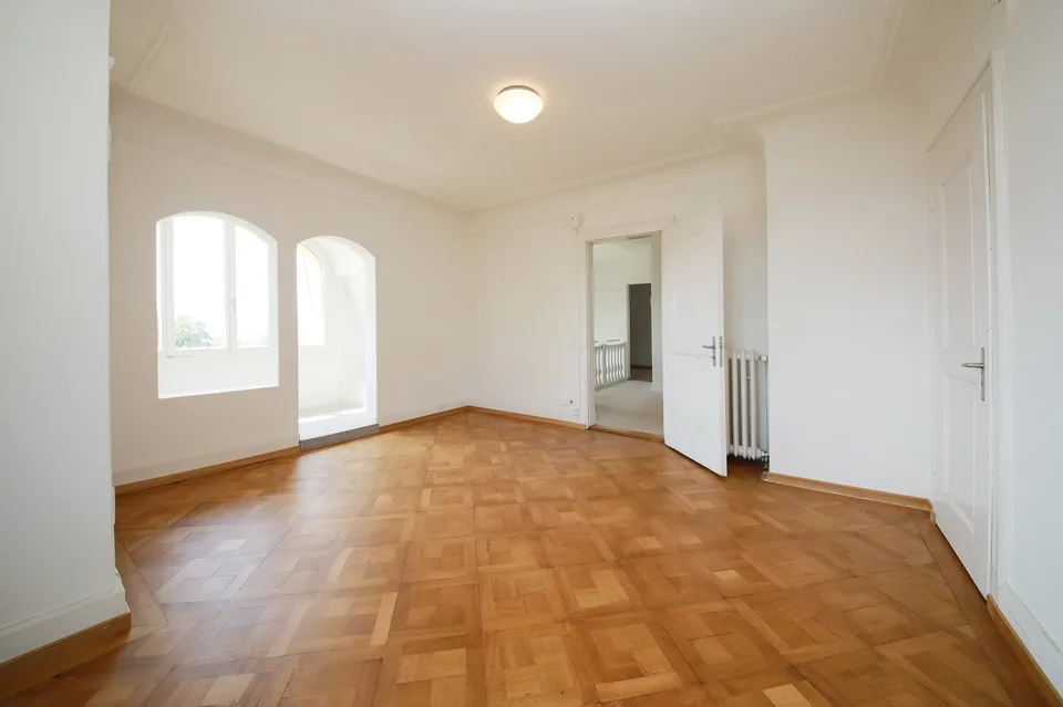 Erstvermietung - elegante Zimmer in Villa, an bester Lage im Kreis 7