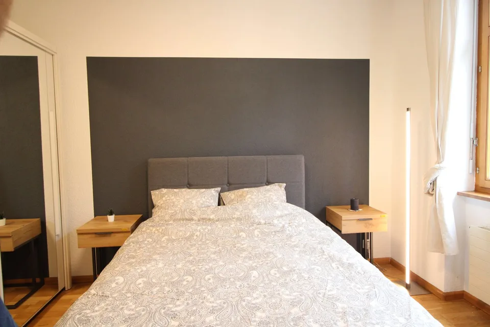 Zentral gelegene, ruhige Zimmer in der Nähe der Universitätsklinik und des Rheins