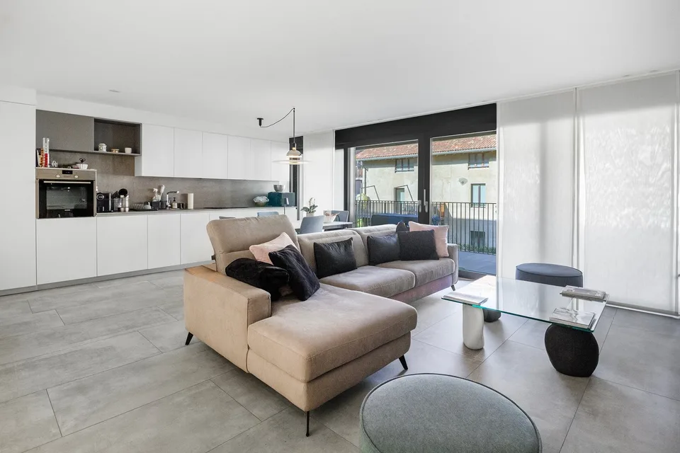 Appartamento di stile in condominio con piscina
