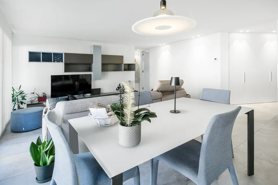 Appartamento di stile in condominio con piscina