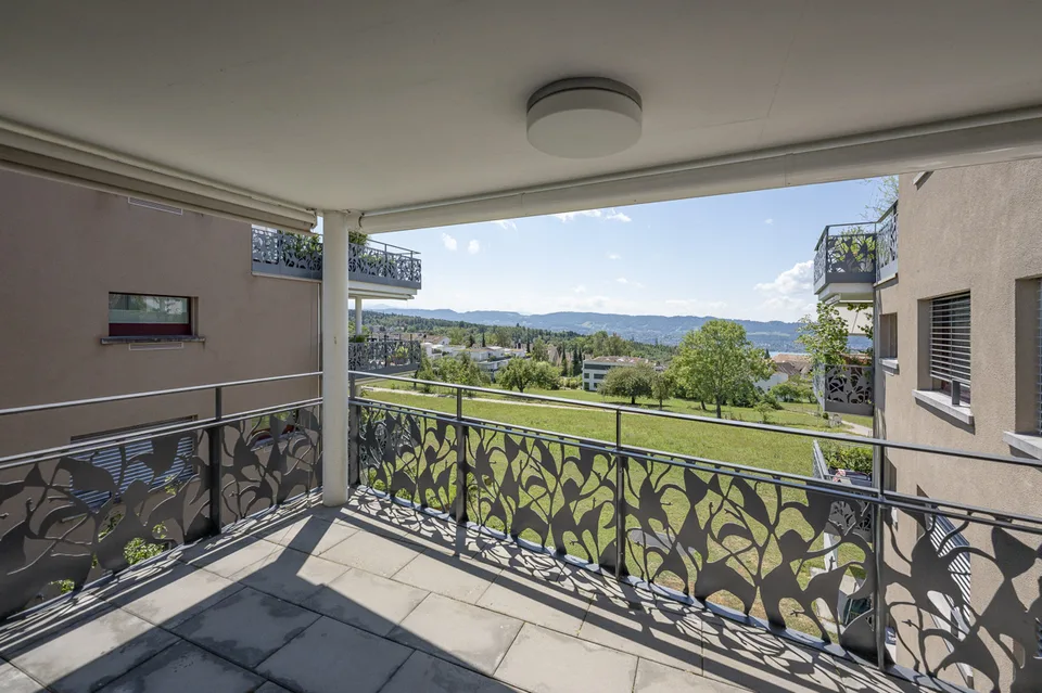 Appartement moderne & spacieux 2.5 pièces avec place de parking