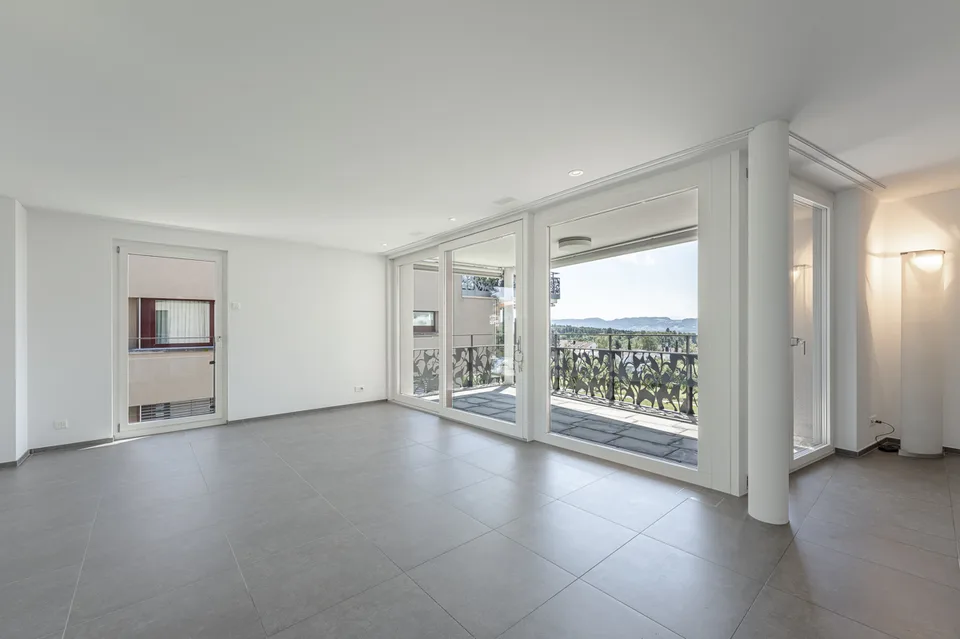 Appartement moderne & spacieux 2.5 pièces avec place de parking