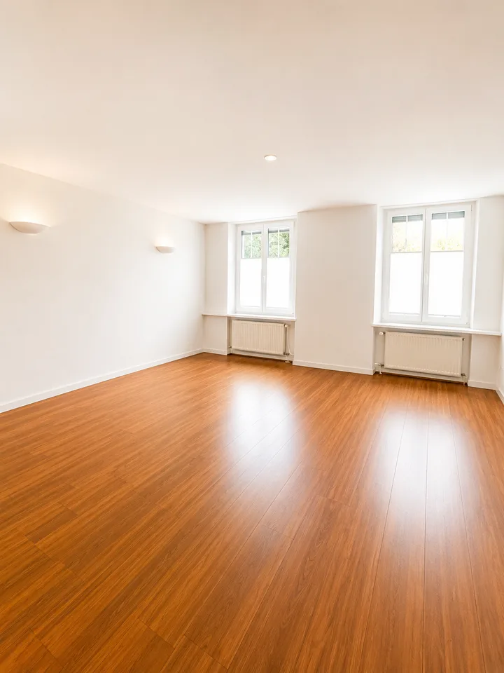 1 piano di uffici in posizione ideale – 100 m2 – limitato fino al 31.05.2027