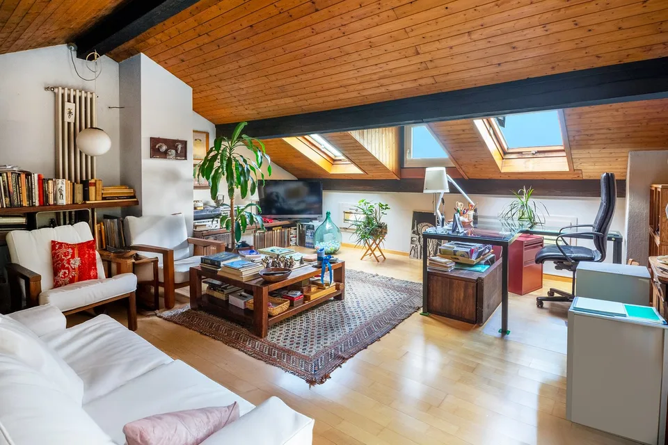 Vivere la tradizione con stile: casa di nucleo con vista aperta