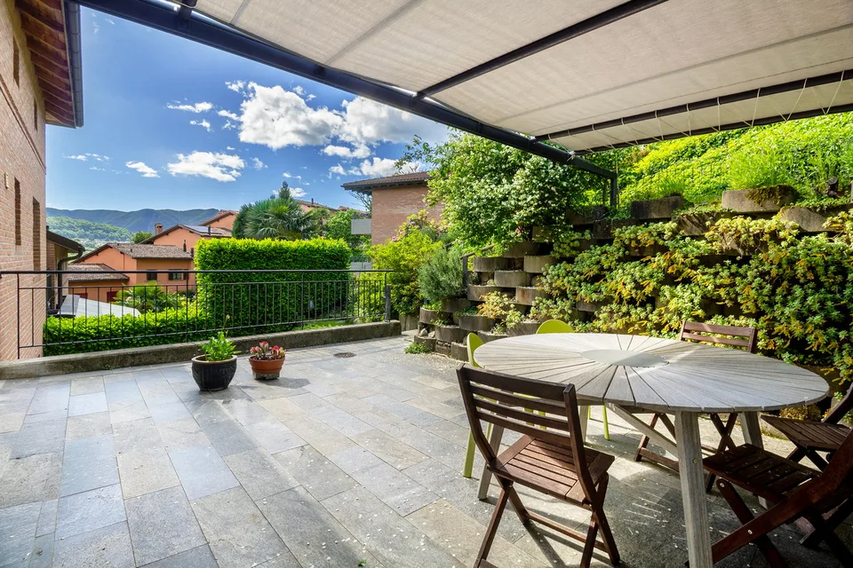 Casa unifamiliare con giardino privato e posizione tranquilla