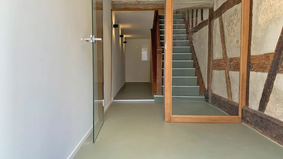 Appartement exclusif de 4 pièces dans le beau Herblingen