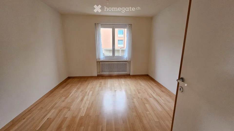 Renovierte 3.5-Zimmer-Wohnung mit Balkon und Seeblick in Küssnacht am Rigi