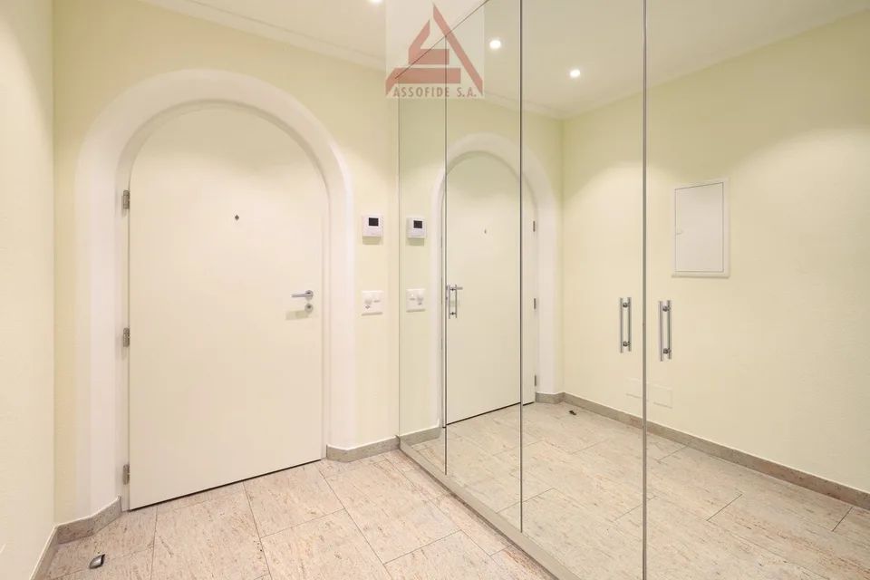 Elegante appartamento di 4.5 locali / Elegante 4.5-Zimmerwohnung – Foto 8 von 14