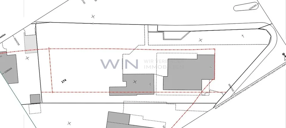 Terreno edificabile in zona centrale senza obbligo di architettura