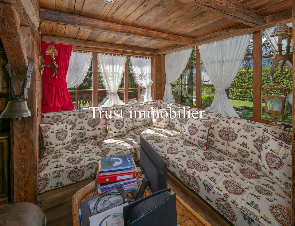 Stupendo chalet di lusso in legno recuperato in vendita a Crans-Montana – foto 7 di 21