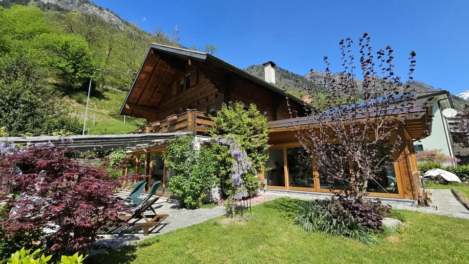 Fascinating Chalet-Style House