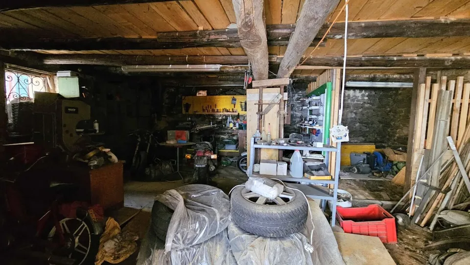 Rustique à rénover à Gnosca