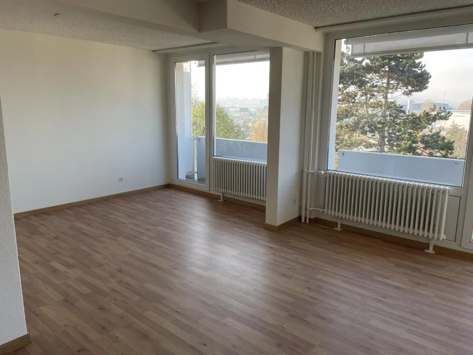 Appartement avec balcon rafraîchi à Wohlen !