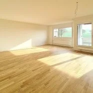 Moderne 4.5 Zimmerwohnung mit der Natur vor der Tür