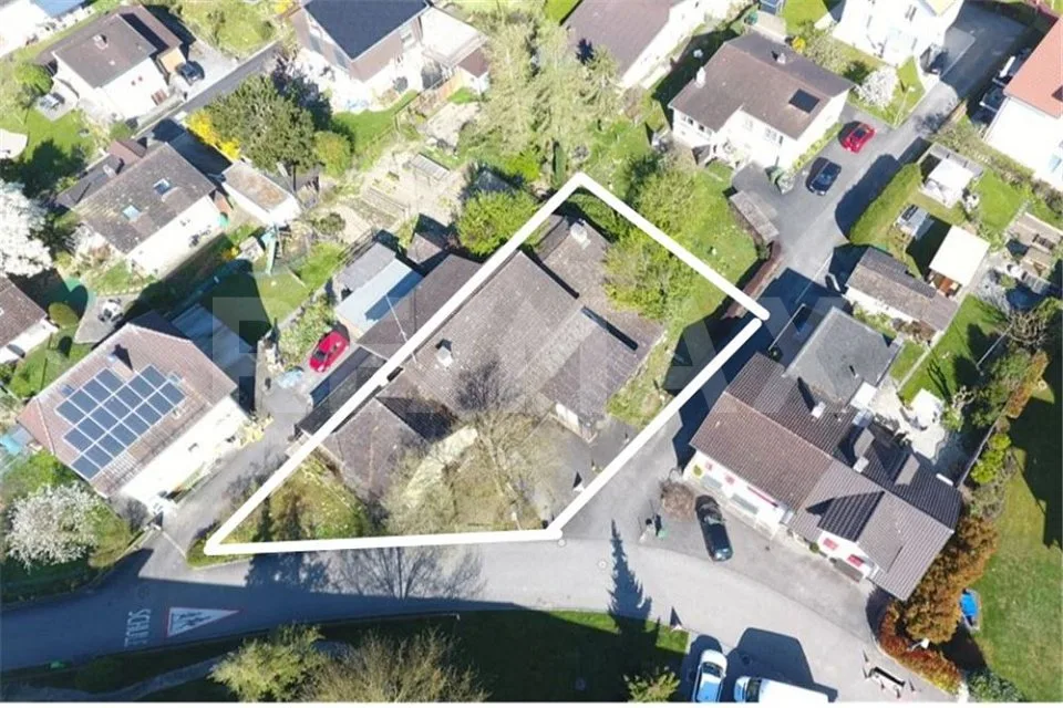 Historisches Potenzial im Dorfzentrum: Sanierungsjuwel mit Ausbaureserve in Aegerten