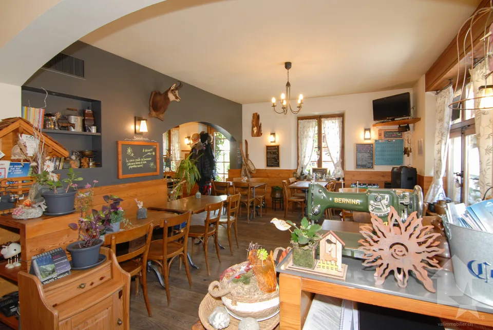Belle opportunité : Café-Restaurant à Veysonnaz village