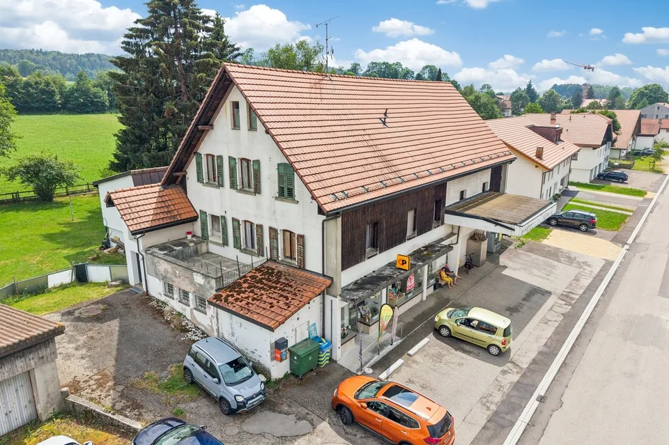 Lajoux, Franches-Montagnes | Mixed Property & Estate with Potential