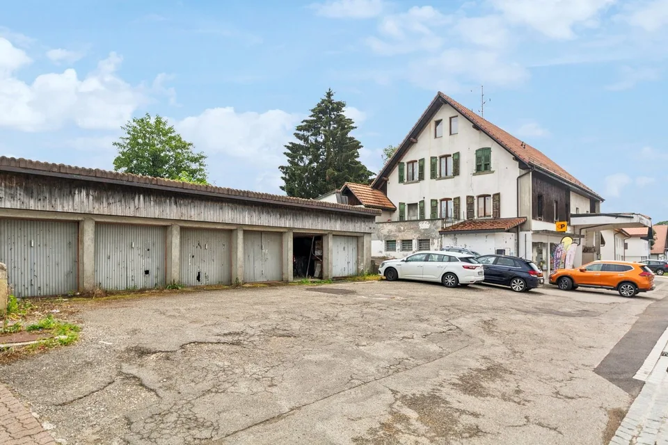 Lajoux, Franches-Montagnes | Mixed Property & Estate with Potential