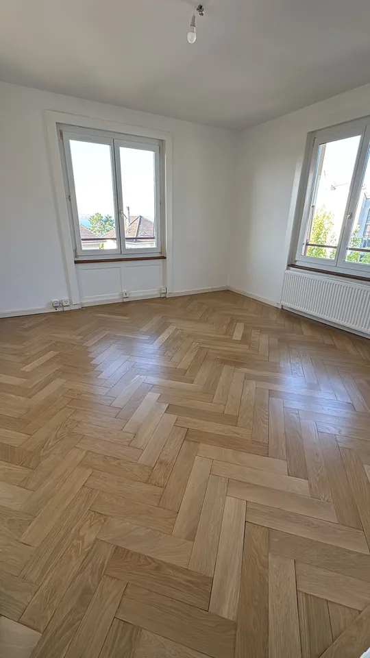 Bel appartement de 3,5 pièces situé au 4ème étage avec balcon vue s...