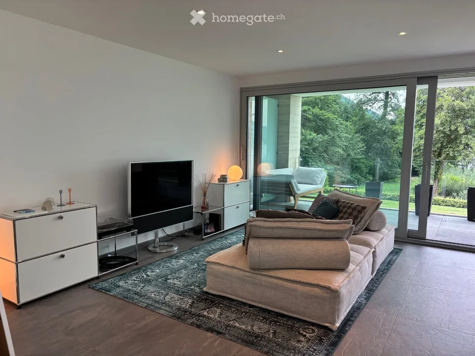 Recherche un sous-locataire pour un appartement de 3,5 pièces face au lac à Muzzano