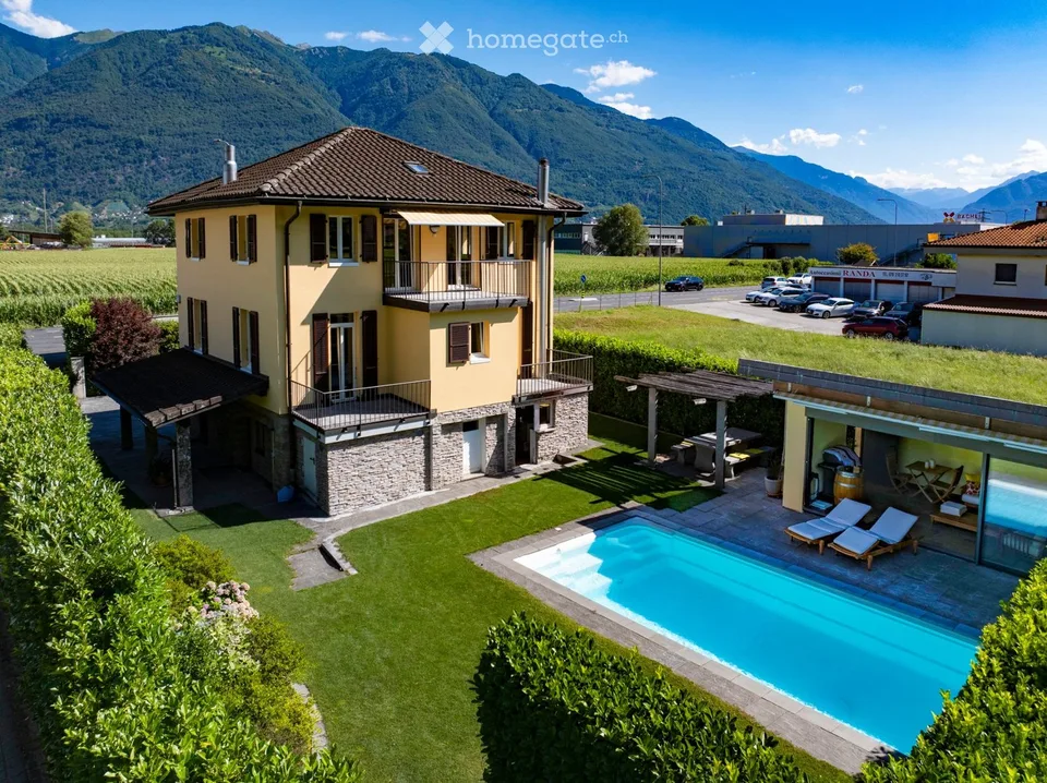 Villa completamente ristrutturata con piscina e pool house