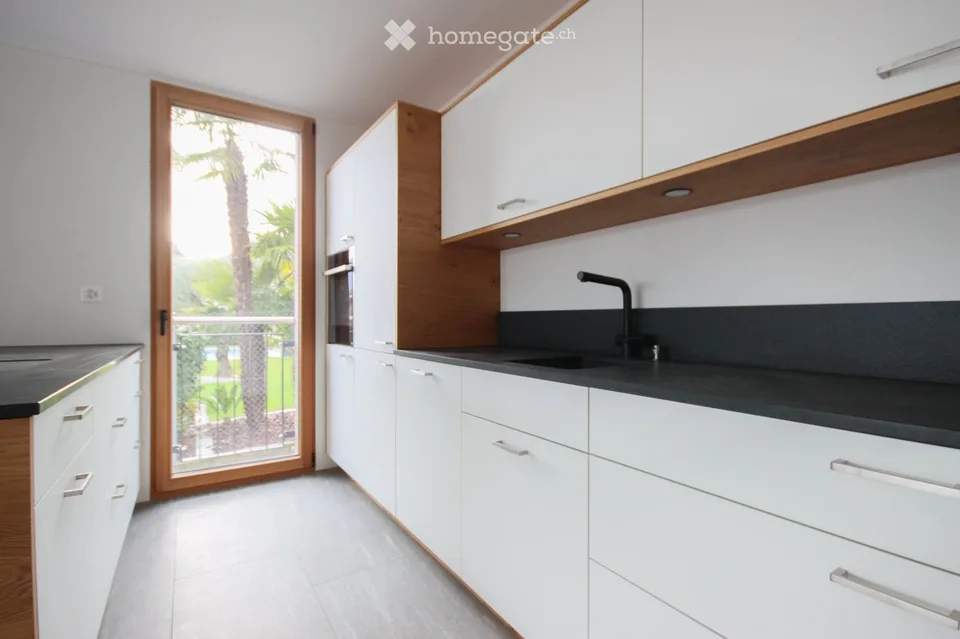 3,5 Zimmer Wohnung mit Berg- und Seesicht an charmanter Lage