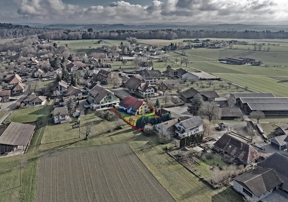 Freie Blick uf Aare u Jura - ändlech Bouland mit meh Chance u Potenzial aus Risike u Uflage