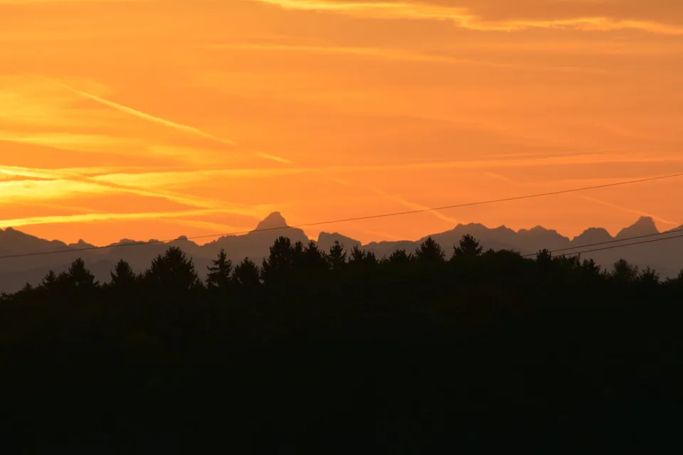 Land-Penthouse mit traumhafter Aussicht trifft auf exklusiven Innenausbau