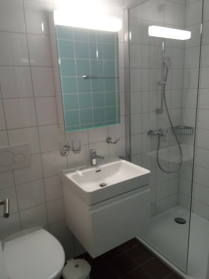 Zimmer möbliert Rennaz (VD)