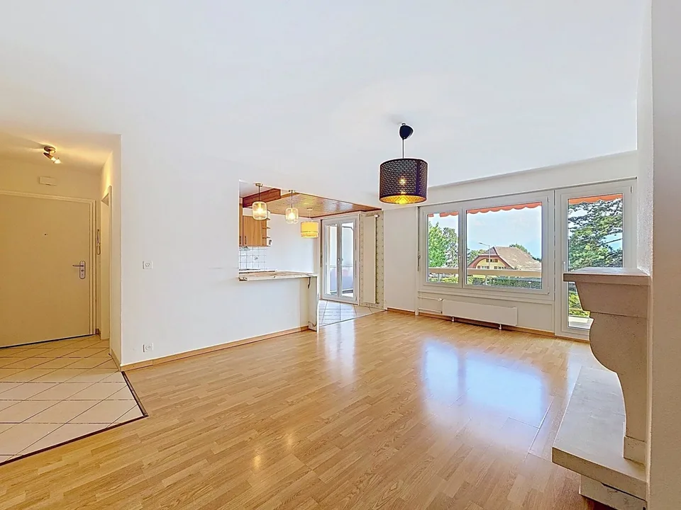 Charmanter Apartment mit großem Balkon in der Nähe der Innenstadt