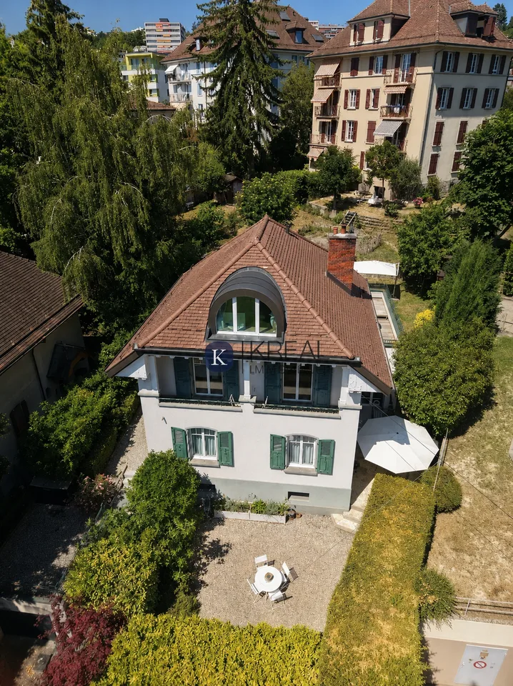 Élégante maison lausannoise entièrement rénovée